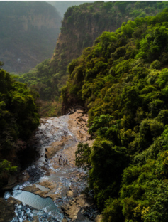 Guinea - Prefecture of Labé, Sud Sala waterfalls. Photo: Vincent Tremeau/World Bank